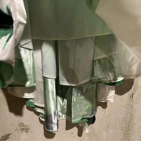 NEW Samuel Dong Hi Low Floral Skirt Womens Small White Green Size Medium M - Picture 3 of 9